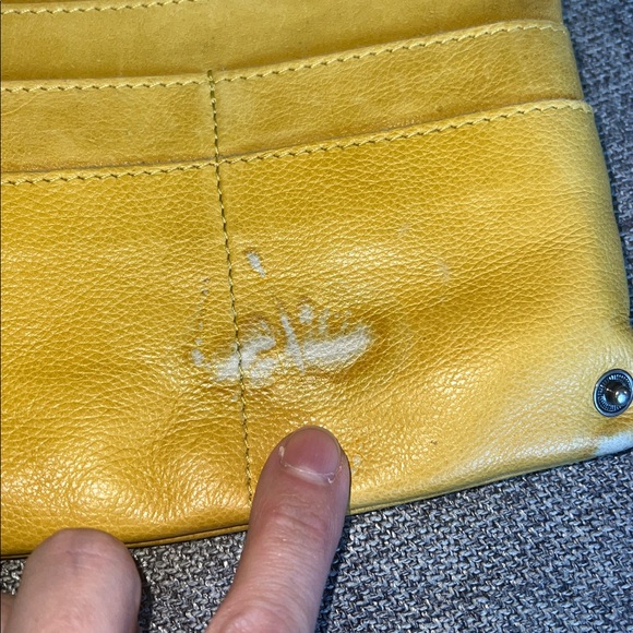 Latico lave Yellow Leather Crossbody good condition with one stain - Picture 6 of 15